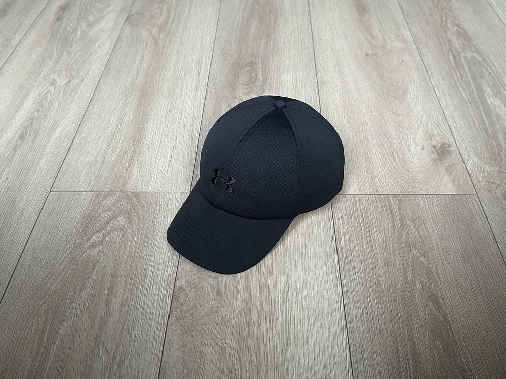 Кепка under armour