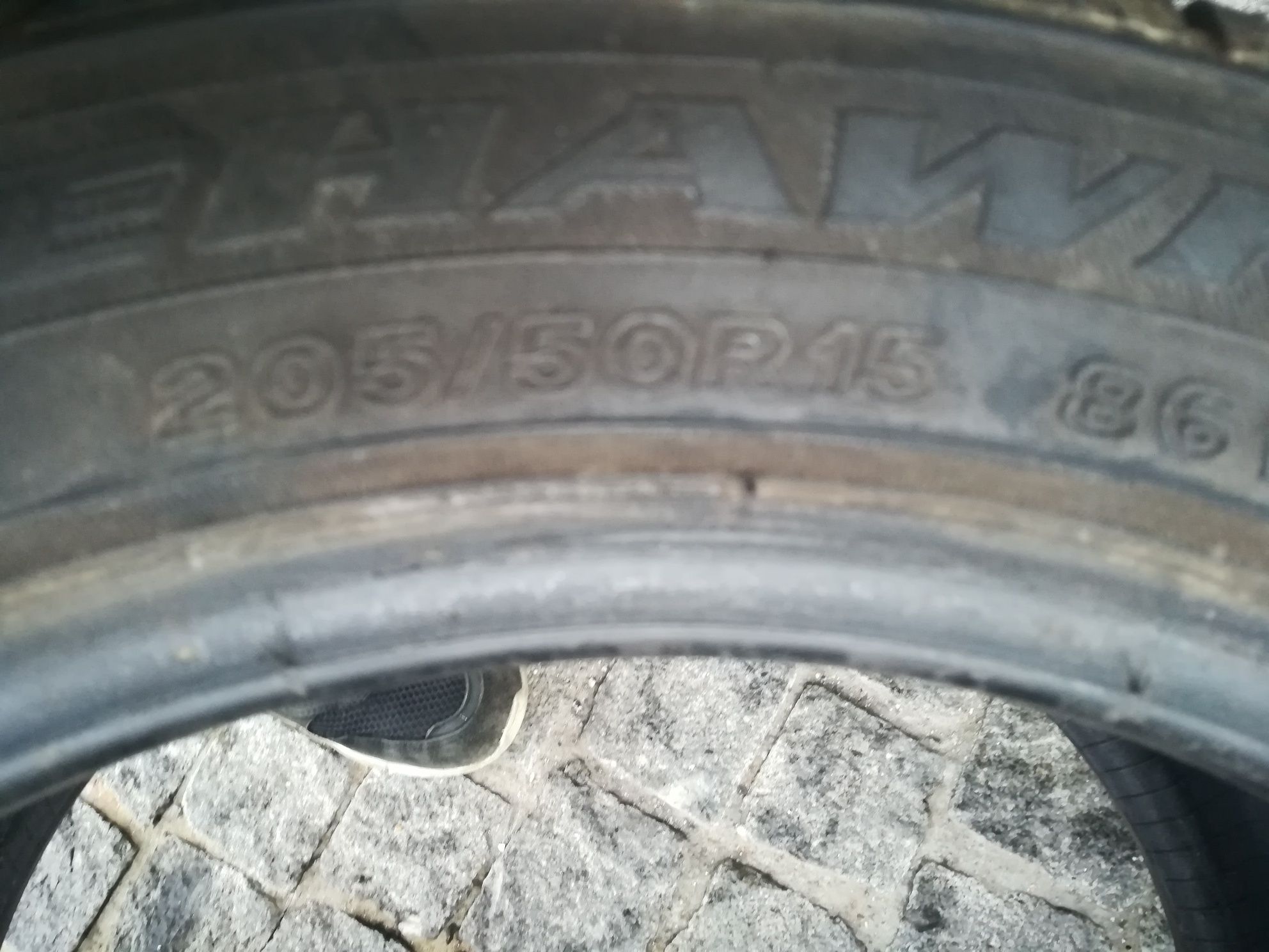 4 pneus 205 50 r15 Firestone