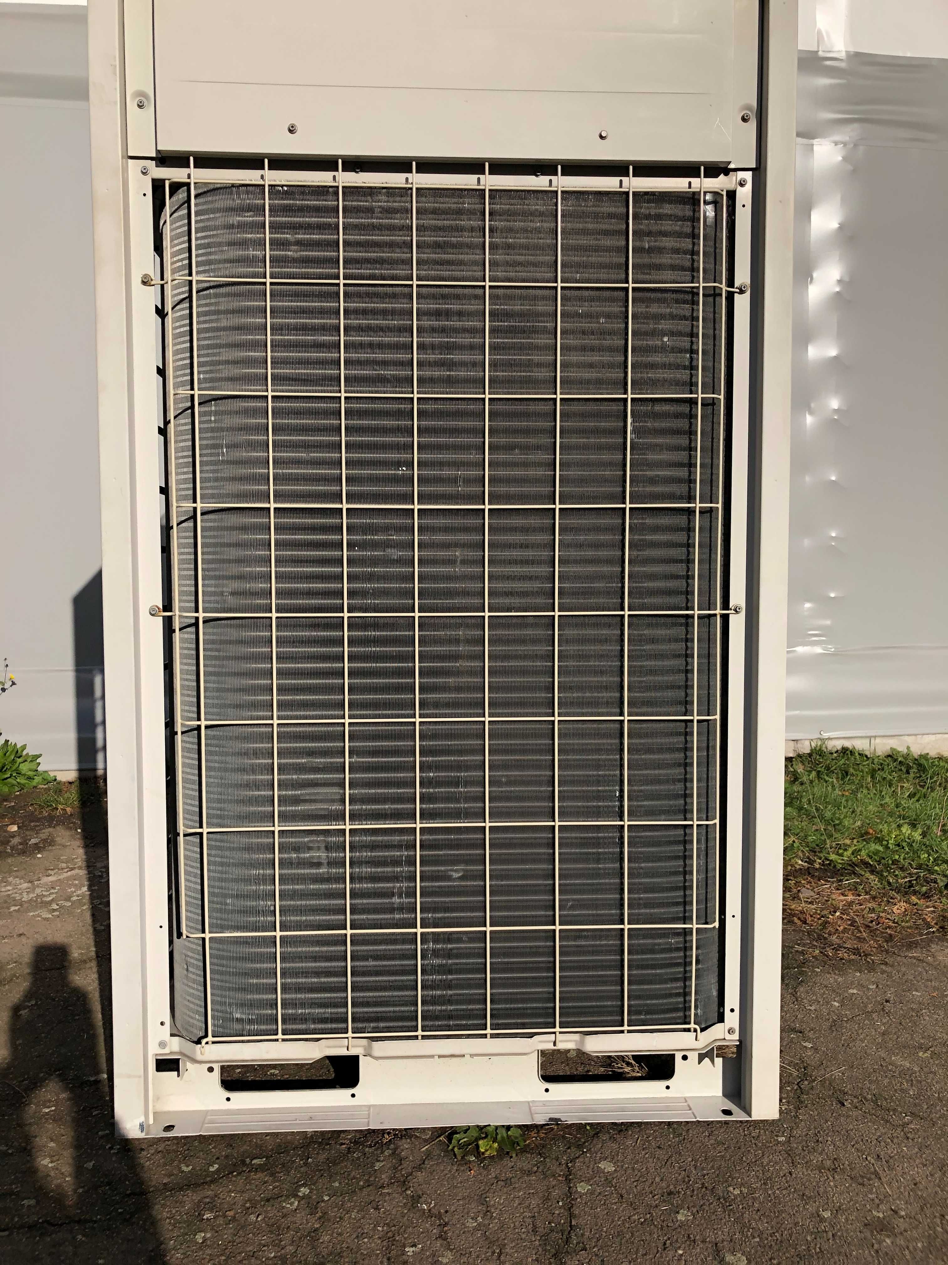 Тепловий насос VRV-cистема Daikin RXYQ8P8W1B 25 кВт до 275 м2 монтаж