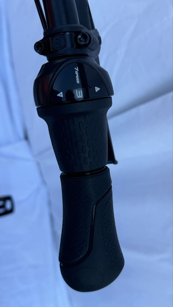 Nową Gazelle arroyo Elite c7 plus Rama 57 NOWY