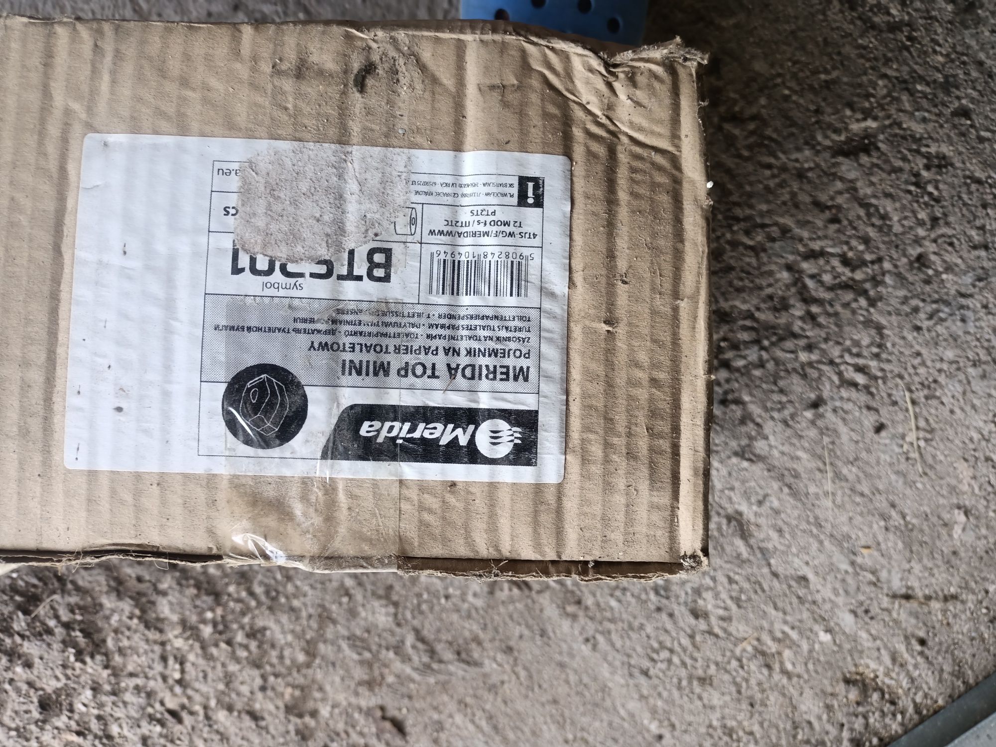 Sprzedam pojemnik na papier toaletowy