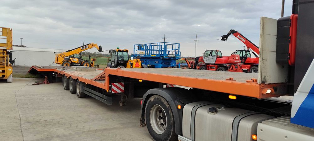 Naczepa niskopodwoziowa Schwarzmuller Schwarzmuller