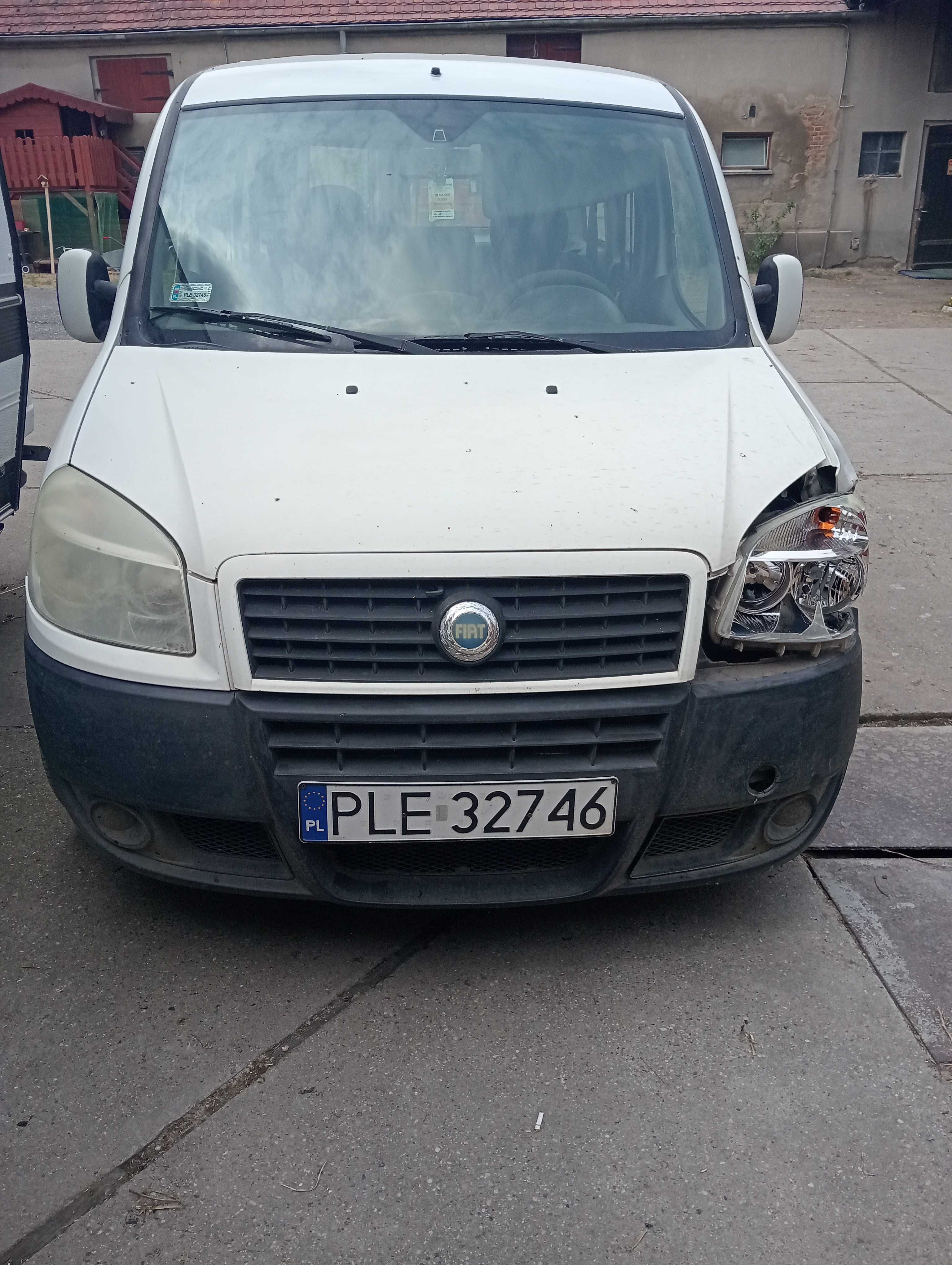fiat doblo białe
