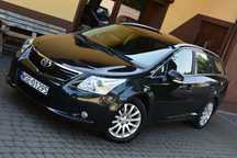 Toyota Avensis 1.8 Benzyna 147KM Nawigacja Kamera Grzane Fotele Alufelgi Kombi 2xKoła