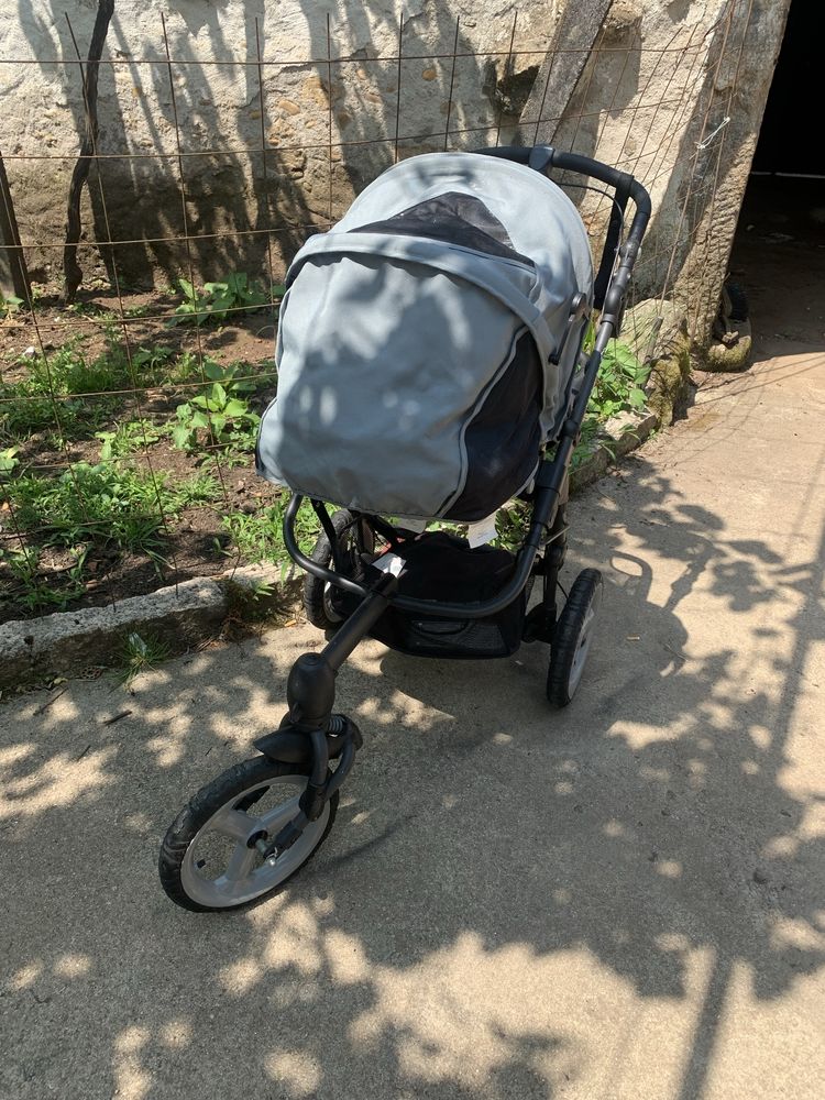 Vendo carrinho de bebe em bom estado