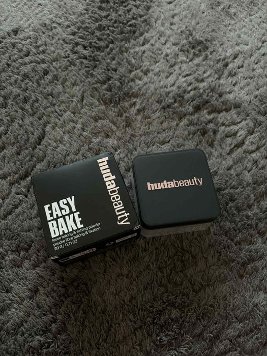 puder huda beauty