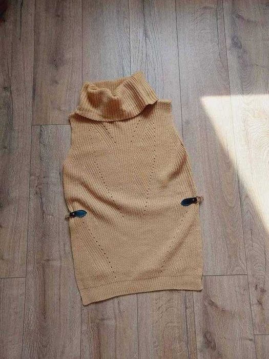 В'язаний жилет теплий в'язана жилетка тепла вязаная теплая вязаный