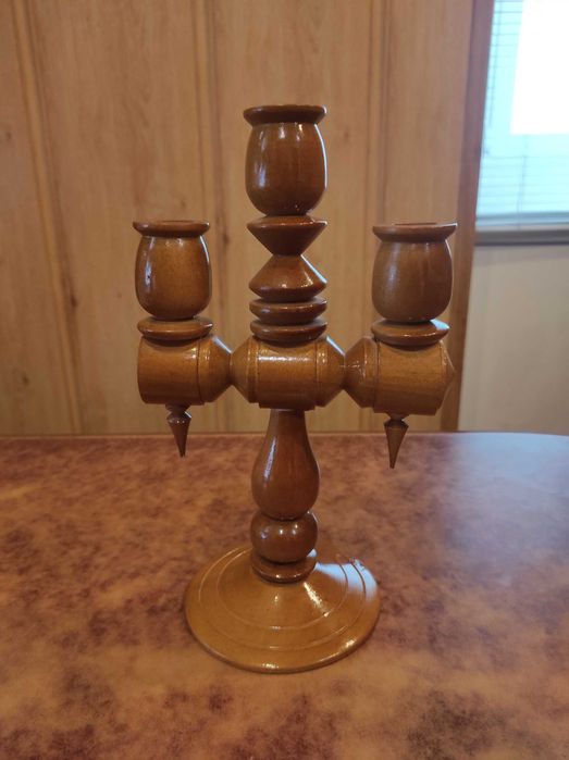 Подсвечник деревянный