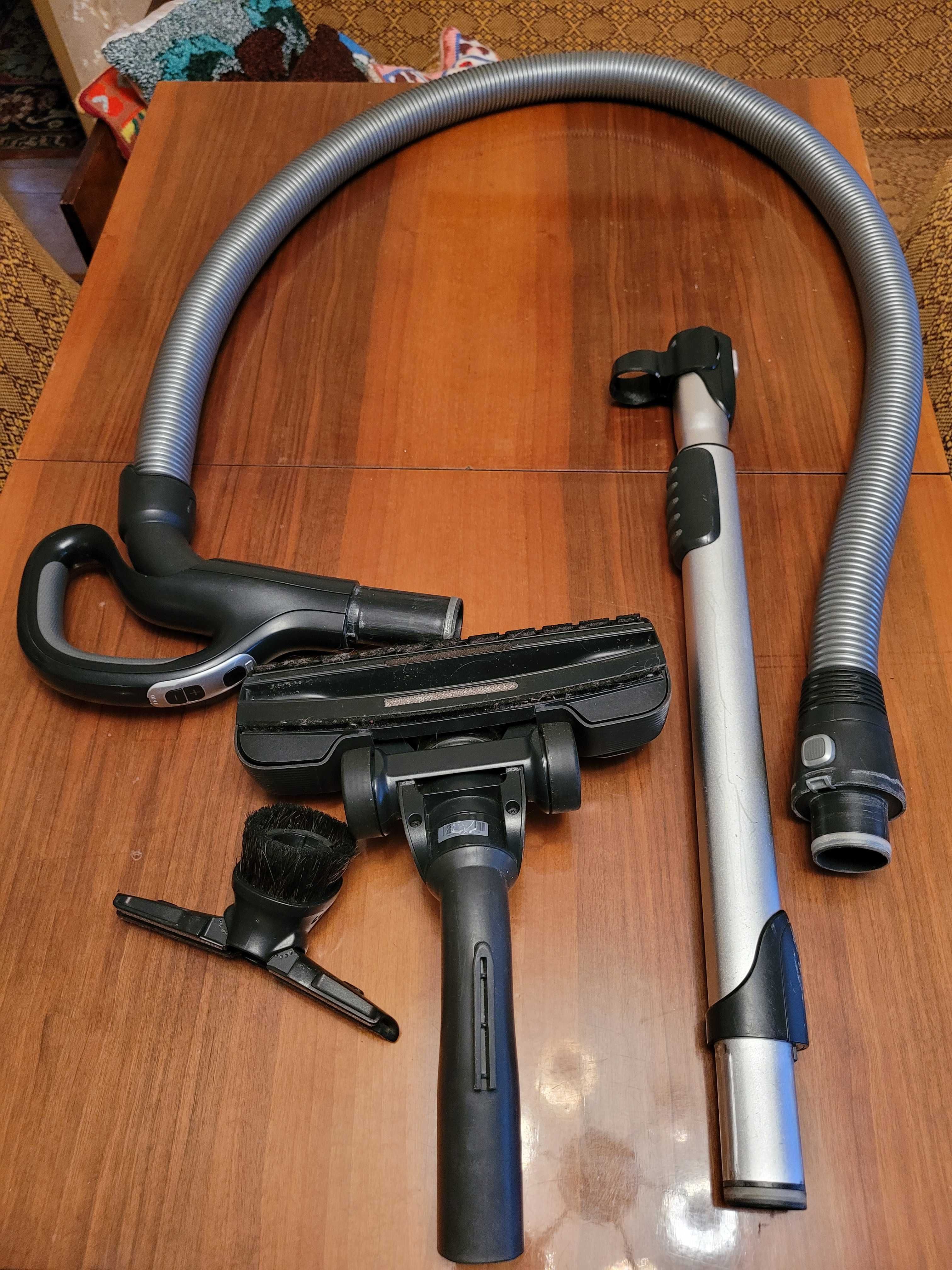 Odkurzacz ELECTROLUX UltraSilencer ZEN EUS89TM