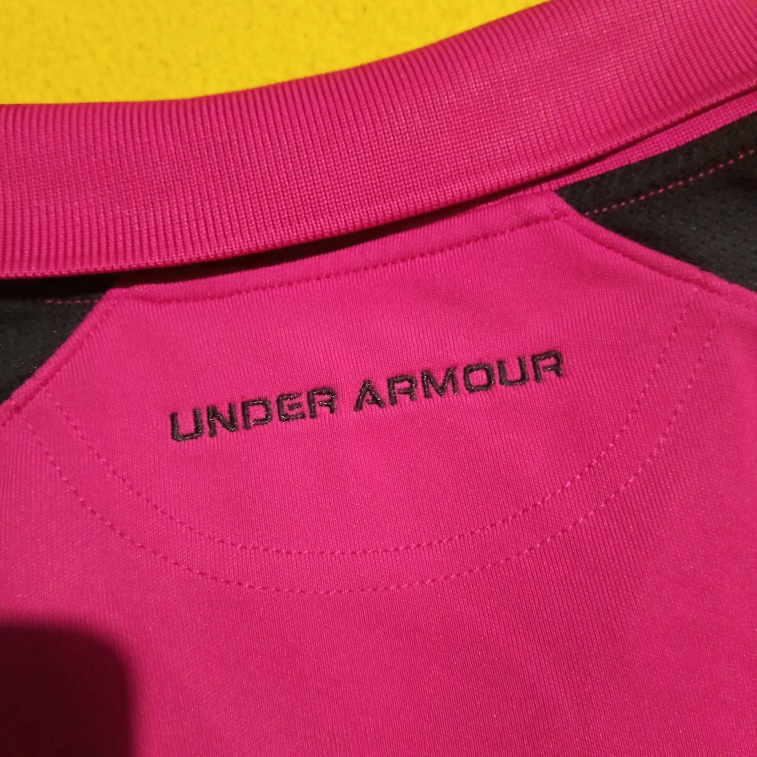 Спортивна футболка чоловіча under armour, розмір м