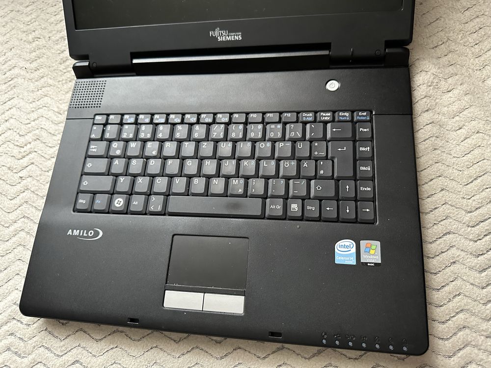 Laptop Fujitsu Siemens Amilo Li1705