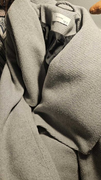 Jesienny szary płaszcz Reserved rozmiar 40 L