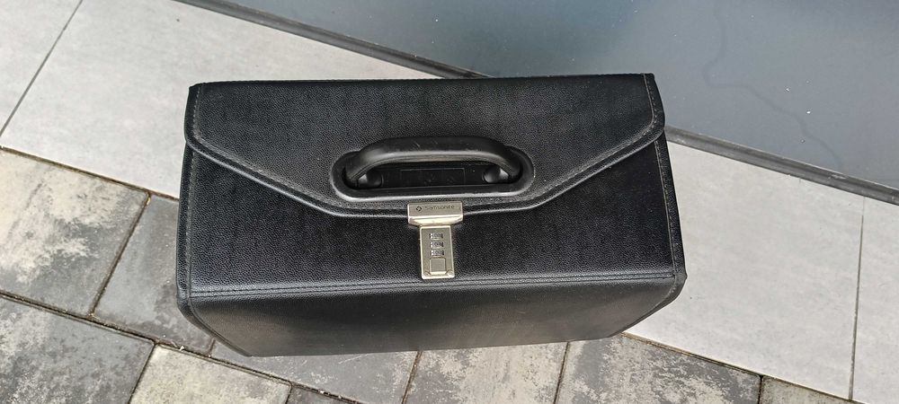 Samsonite Transit neseser kufer lotniczy na szyfr walizka