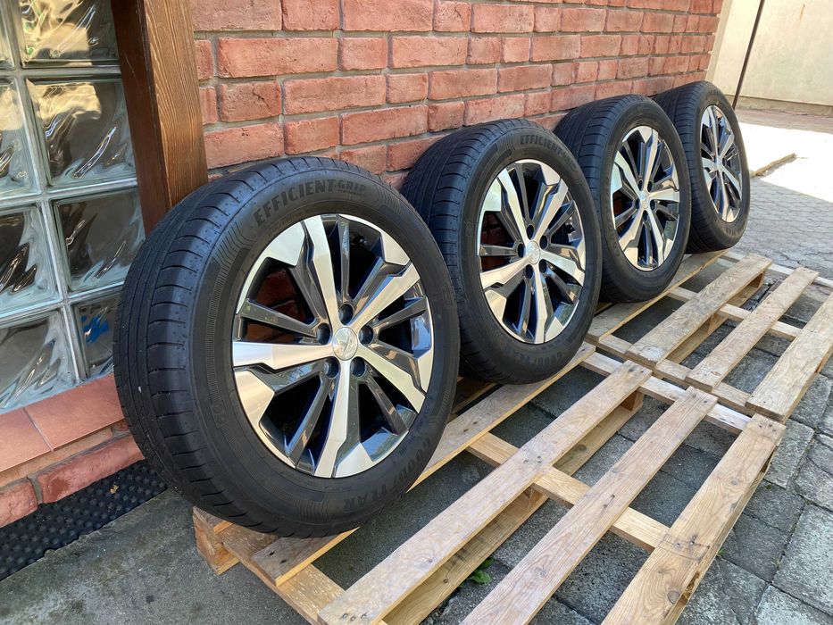 Koła PEUGEOT RIFTER 7Jx17H ET44 5x108 Goodyear 215/60 R17" CH5-44