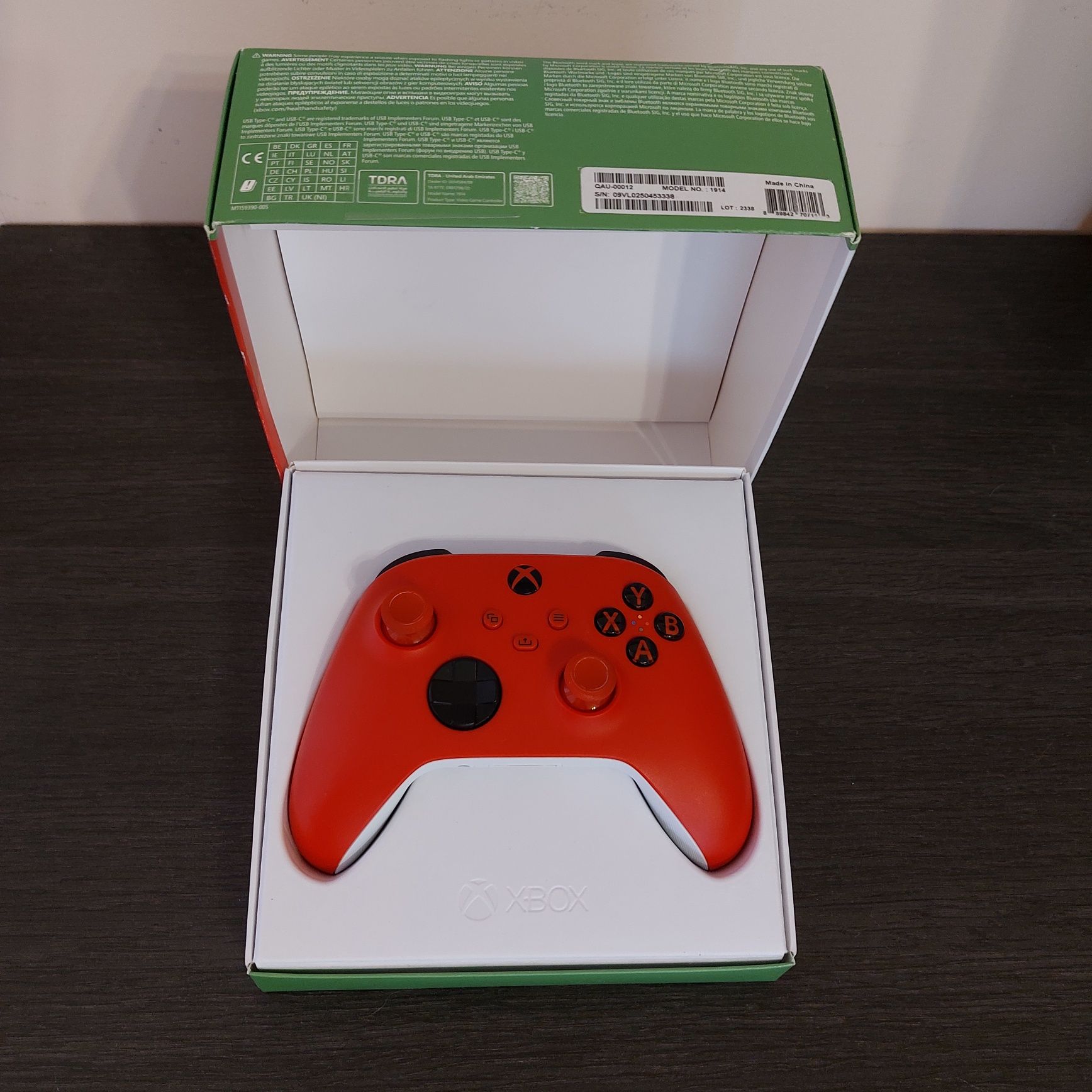 Геймпад Microsoft Xbox Wireless Controller Pulse Red