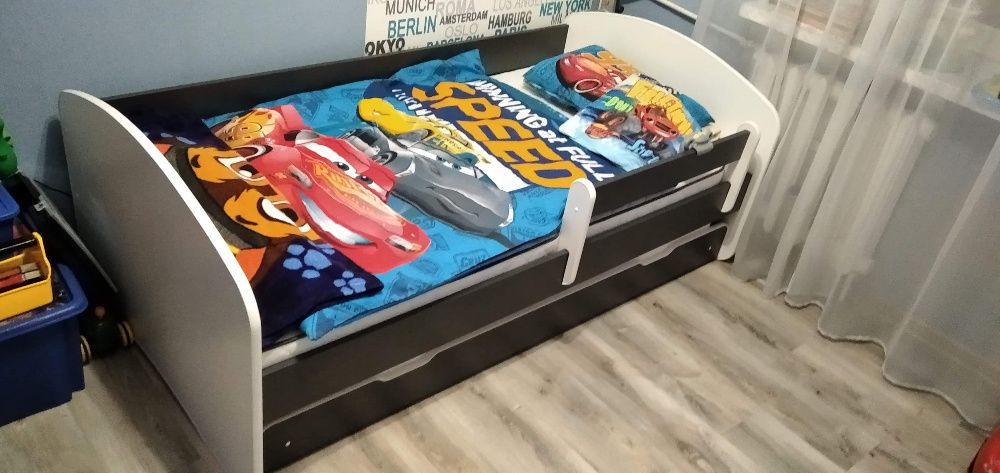 Łóżko łóżeczko piętrowe podwójne dla dzieci 180x90 dwuosobowe wysuwane