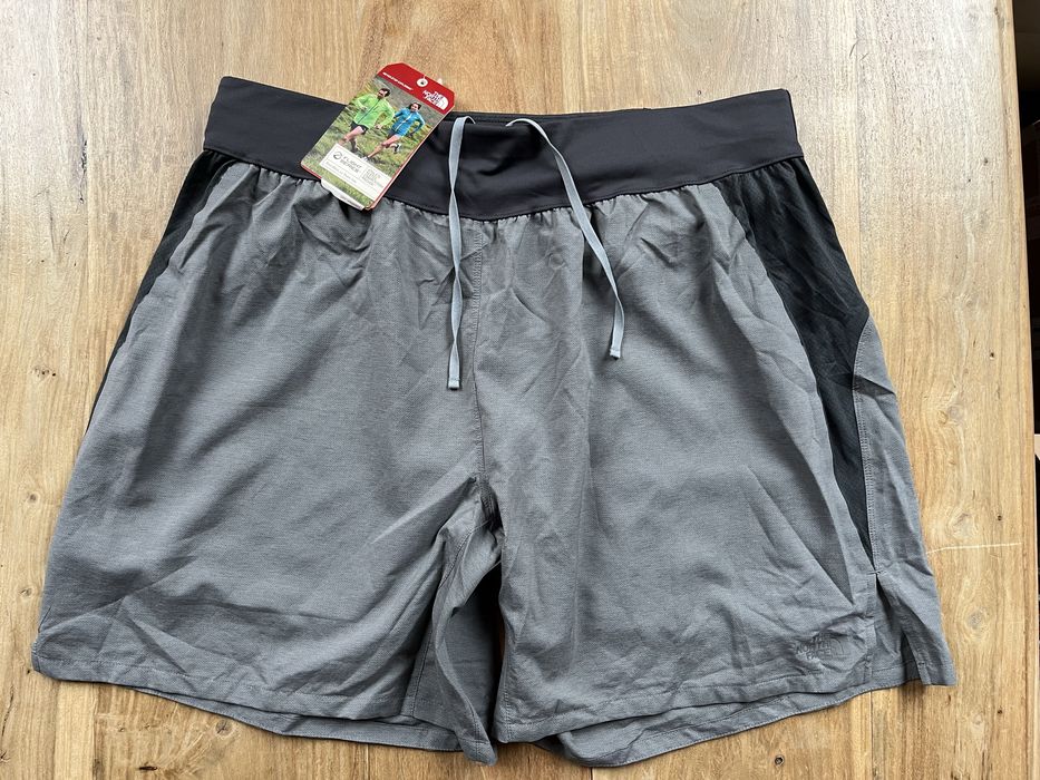 Spodenki, szorty The North Face BTN Long Haul