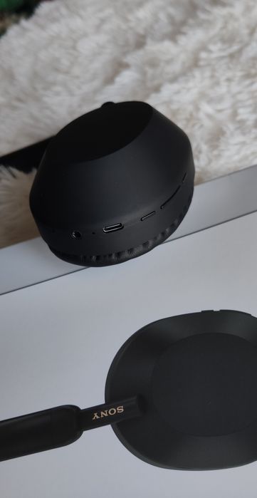 Бездротові навушники Sony WH-1000XM5