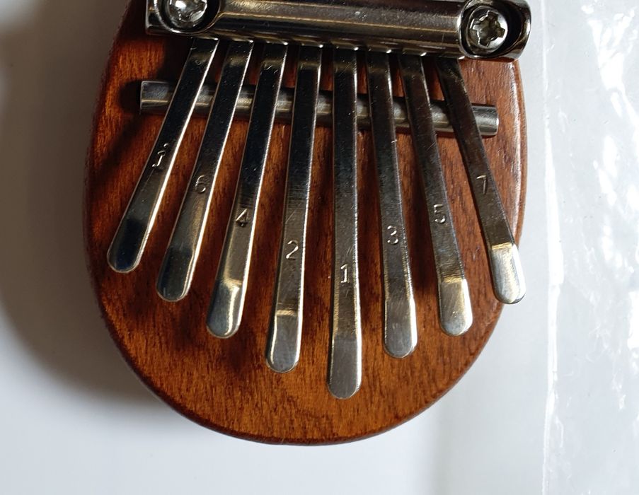 Kalimba mini instrument muzyczny