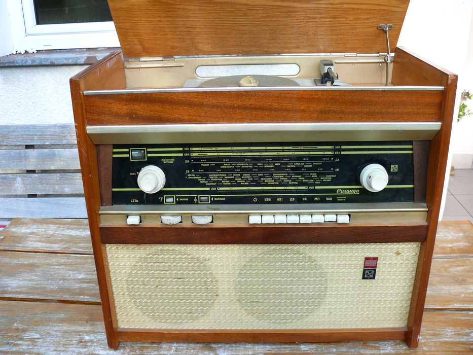 Radio lampowe Radiola RIGONDA