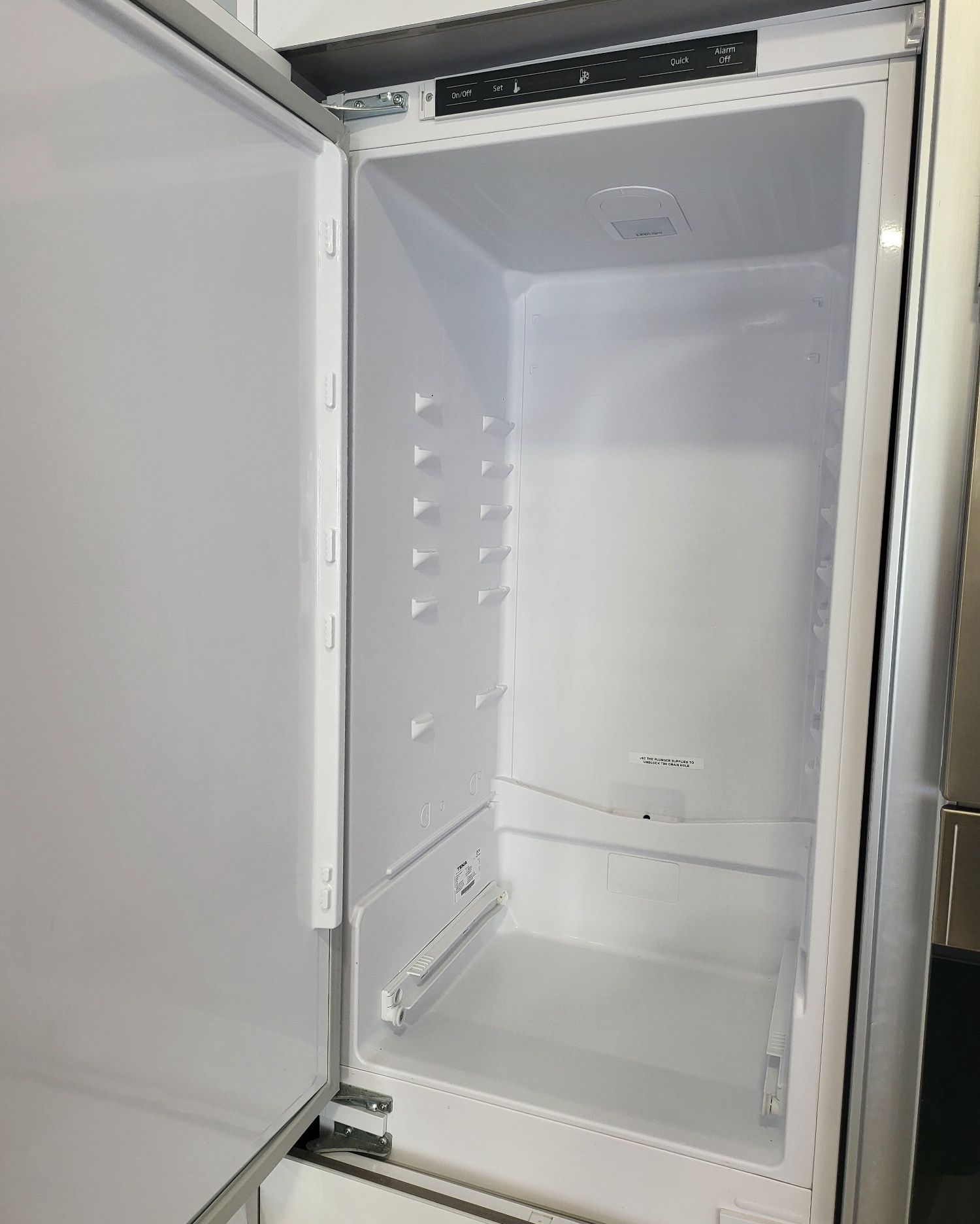 Frigorífico  encastre Teka