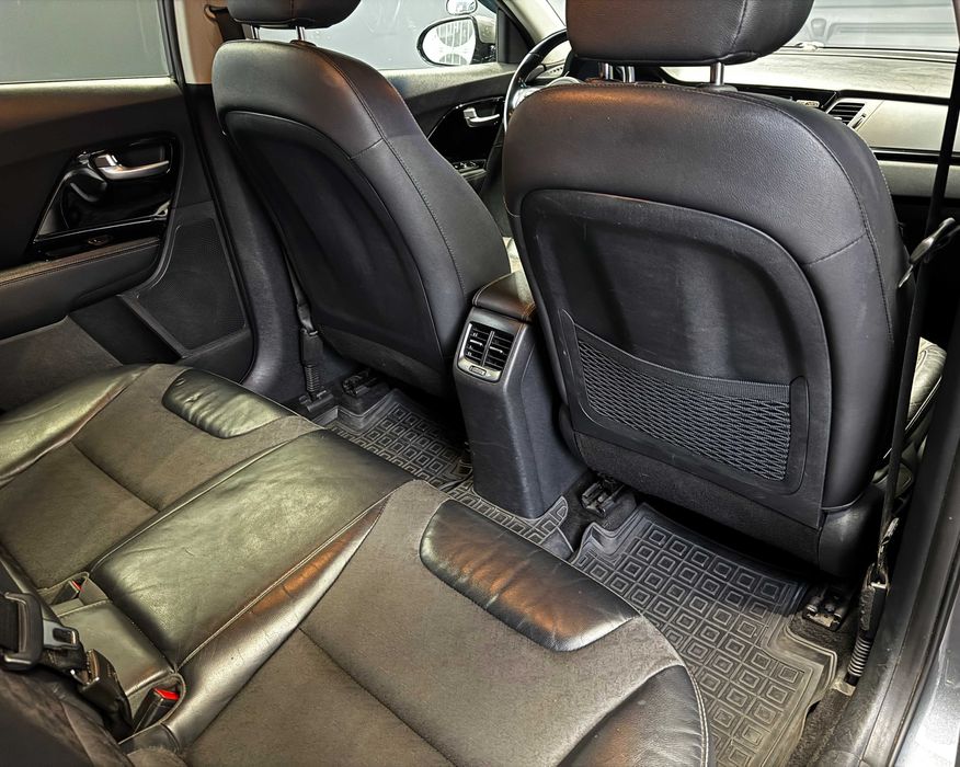 Продам гібридну Kia Niro 2017, 1.6 (HEV)