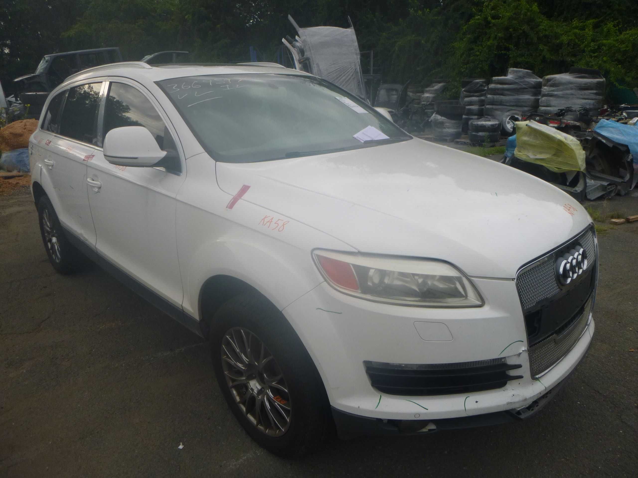 Разборка Ауди Кью7. Запчасти Audi Q7 США (бампер,акпп, двигатель) ШРОТ