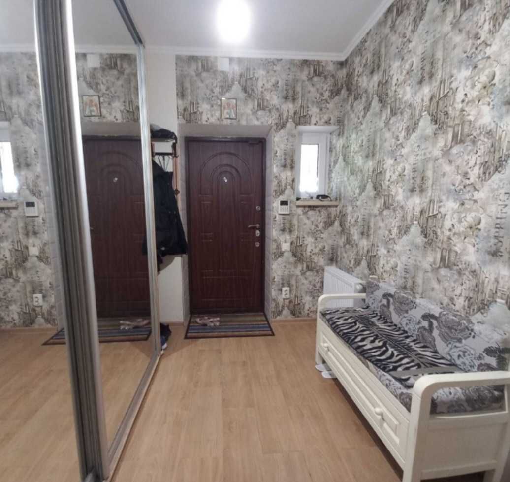 Продам дом с евроремонтом в р-не пл. Толбухина (пл. Трибуны Героев)