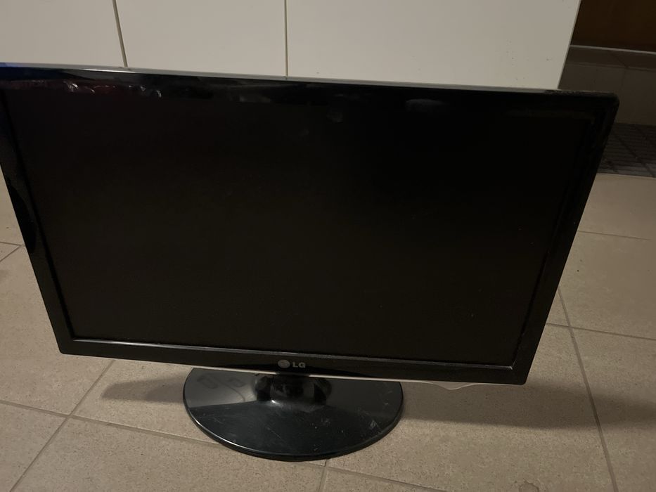 Monitor LG Flatron W2261V - PF