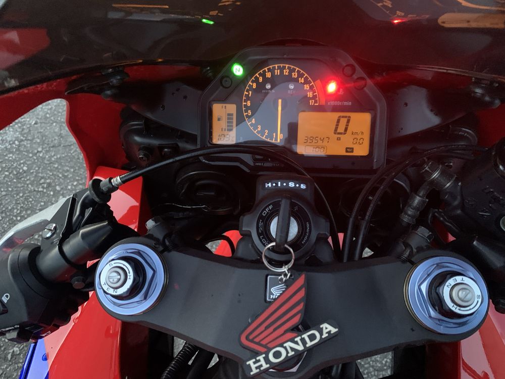 Cbr 600rr 2005 imaculada