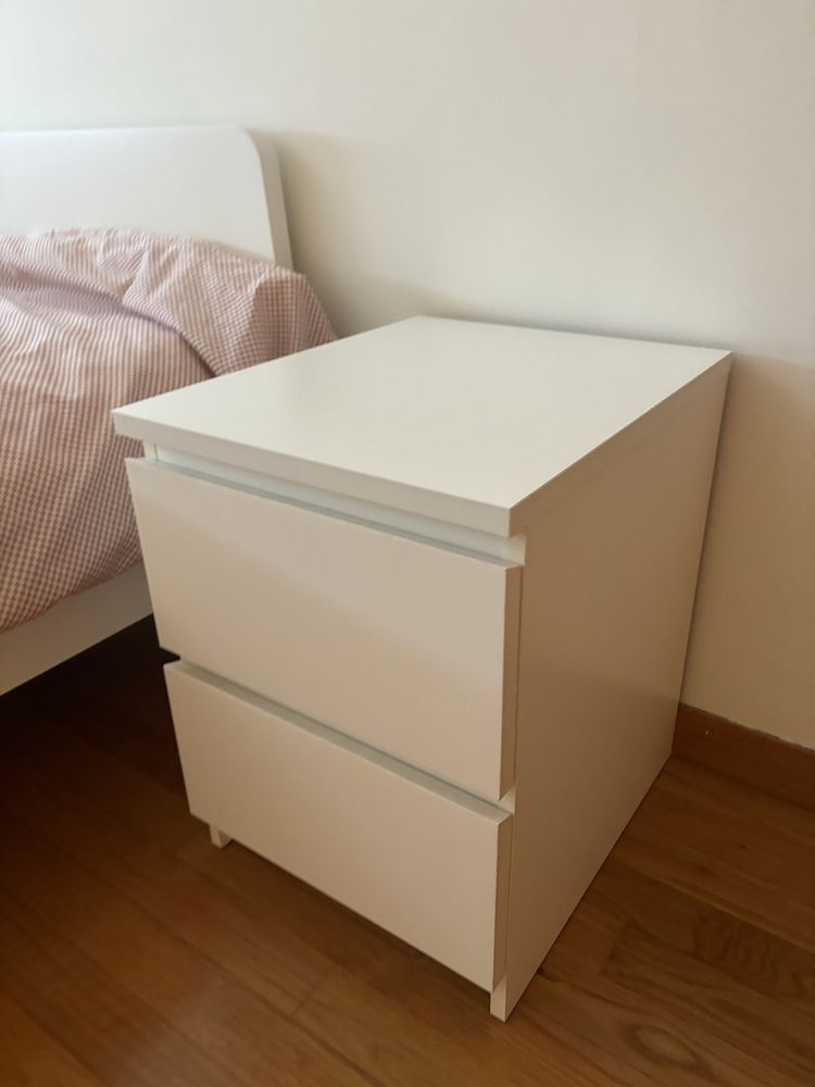 Cama Ikea - Askvoll - 160x200 cm + Estrado + colchao