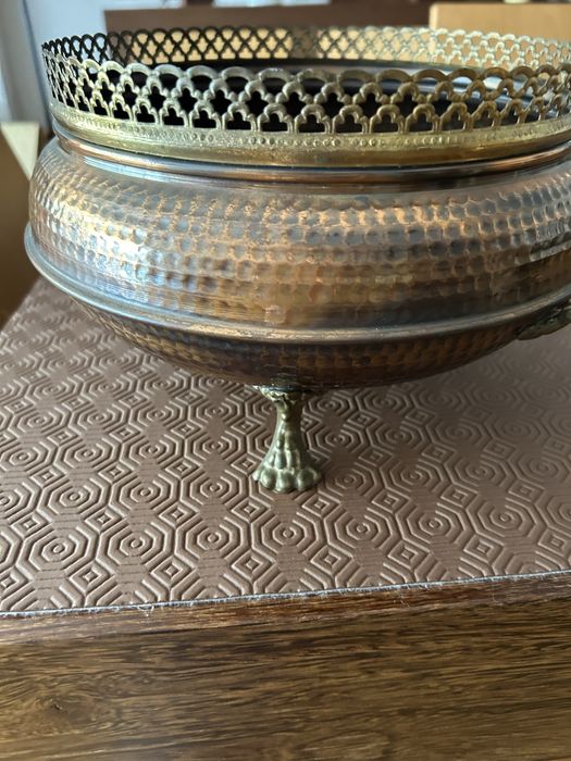 Centro de mesa ou floreira em cobre