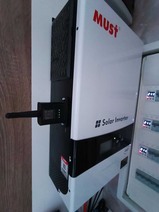 Гібридний інвертор MUST 6 кВт, 48 В, з wifi