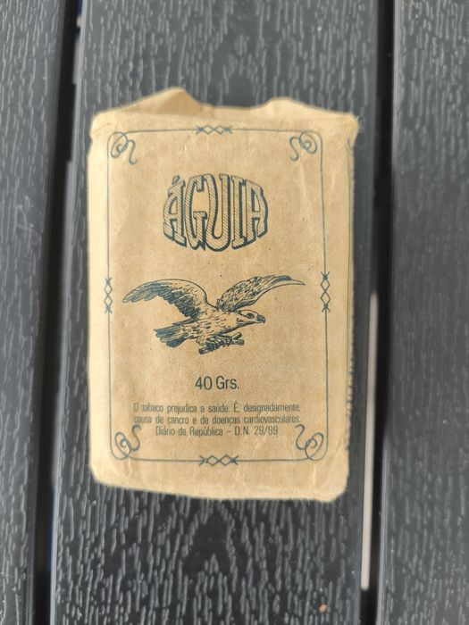 Maço de tabaco antigo Águia