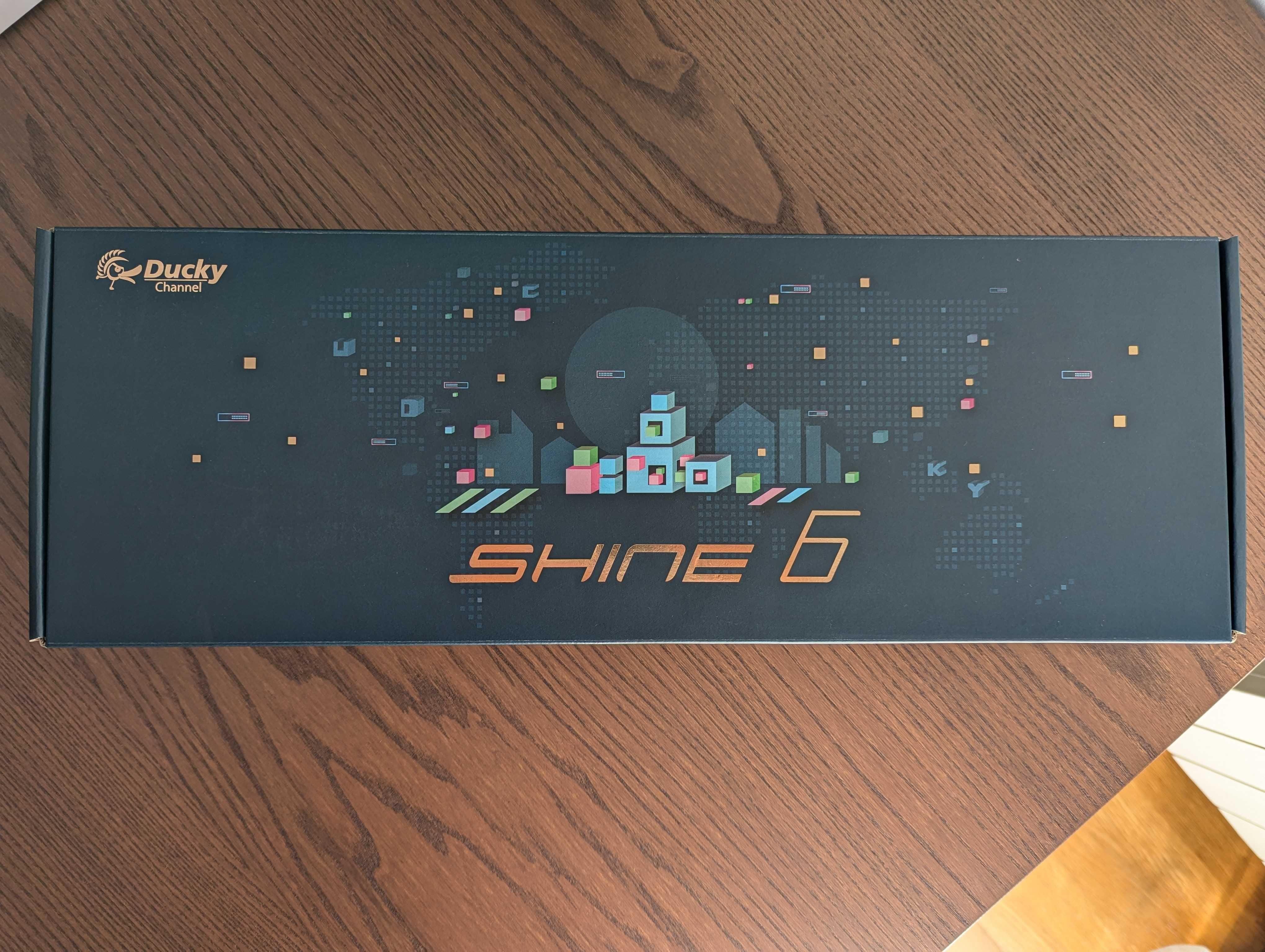Teclado Ducky Channel Shine 6 / Cherry MX Red Switch /  Layout PT