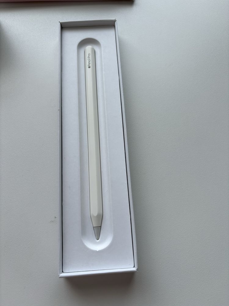 Продам стилус Apple Pencil Pro