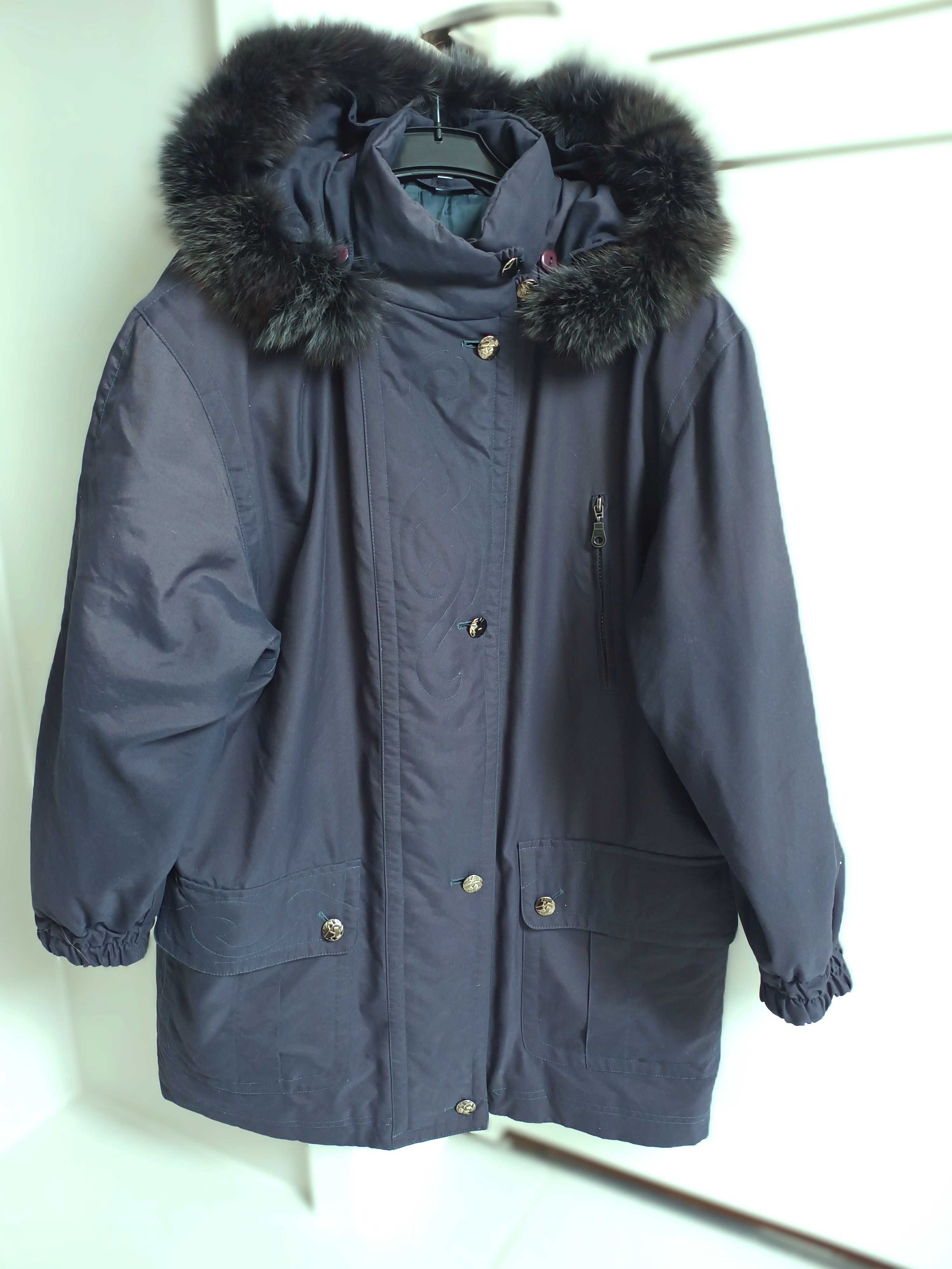 Dłuższa kurtka z kapturem 42 44 46 parka z połyskiem wiosna plus size