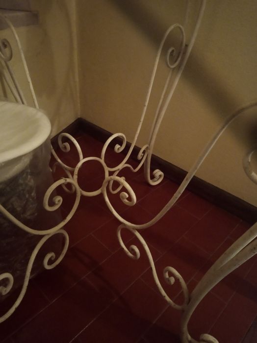 Mesa de ferro c/4 cadeiras