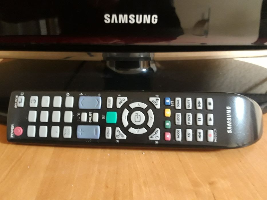 Продам телевизор Самсунг