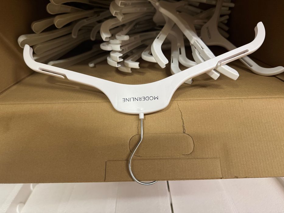 wieszak 45szt biały