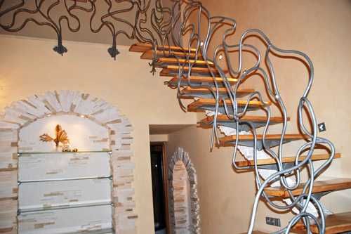 Котедж 350 кв.м подобова оренда  з басейном до 30 осіб