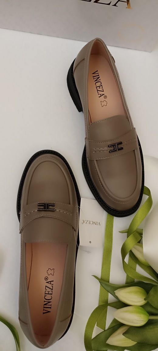 Mokasyny z najnowszej kolekcji pełne elegancji i szyku