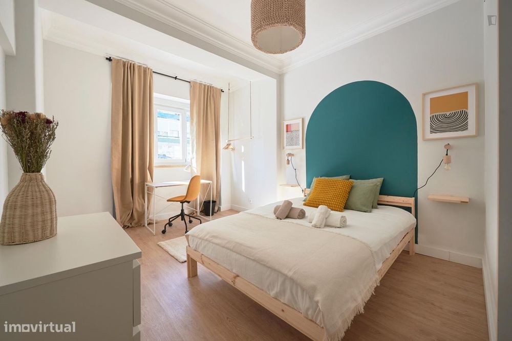 717504 - Suite 2 com cama de casal em...