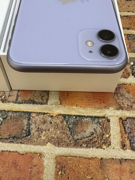 Iphone 11 64gb neverlock Perple 200$