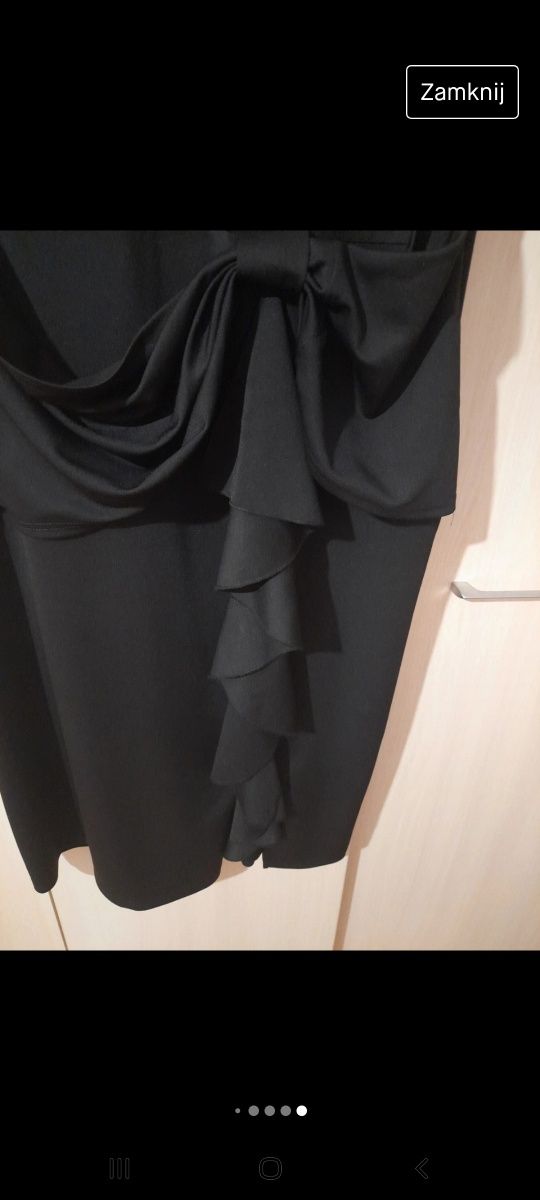 Sukienka czarna elegancka z krótkim rękawem 4xl