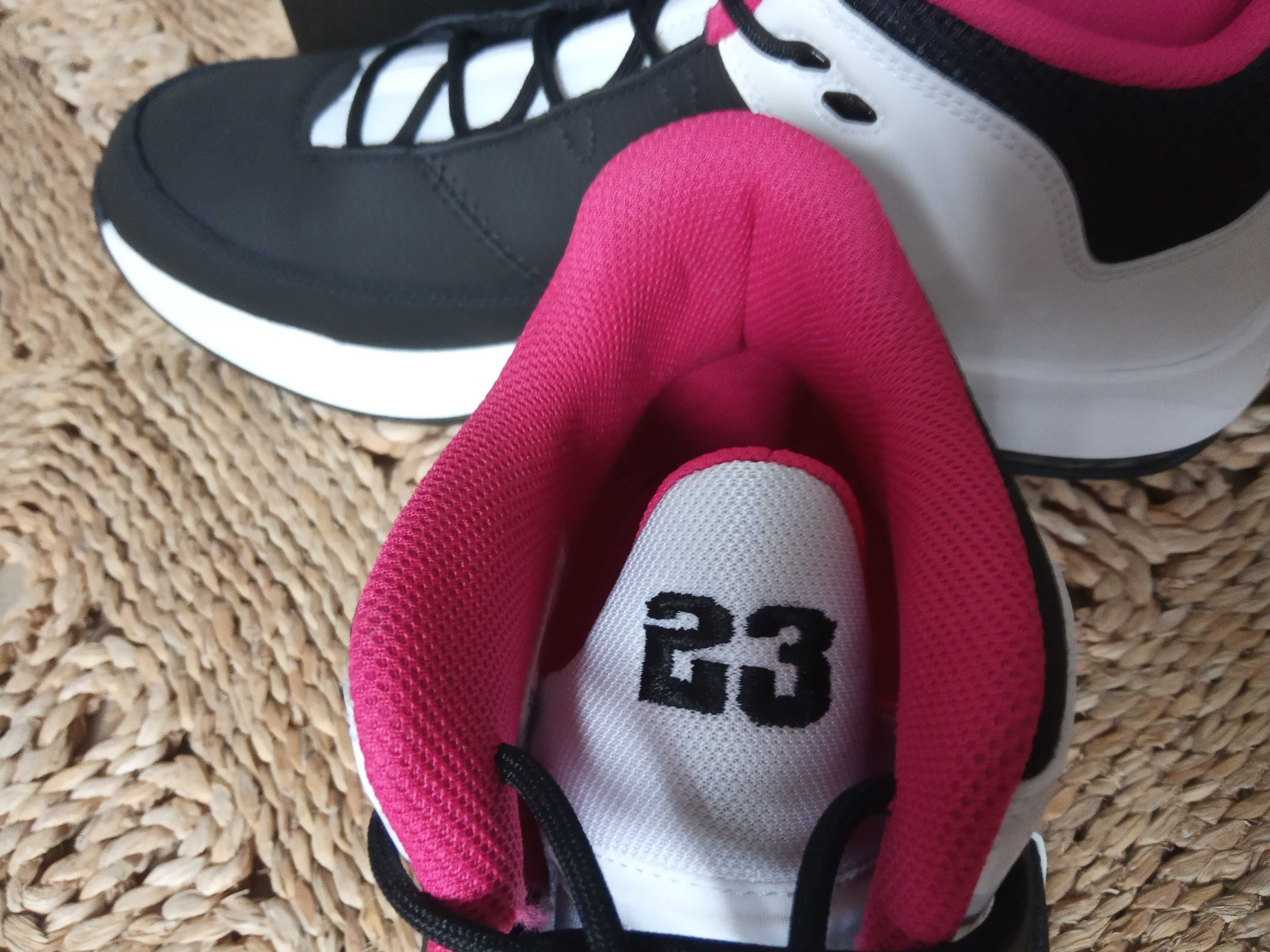 (r. 46/ us 12) Nike Jordan Max Aura 3 Black White Pink CZ4167,-004