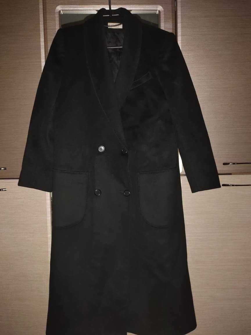 Пальто новое,длинное,шерсть,р.48,цвет-черный,импорт США+шарфик