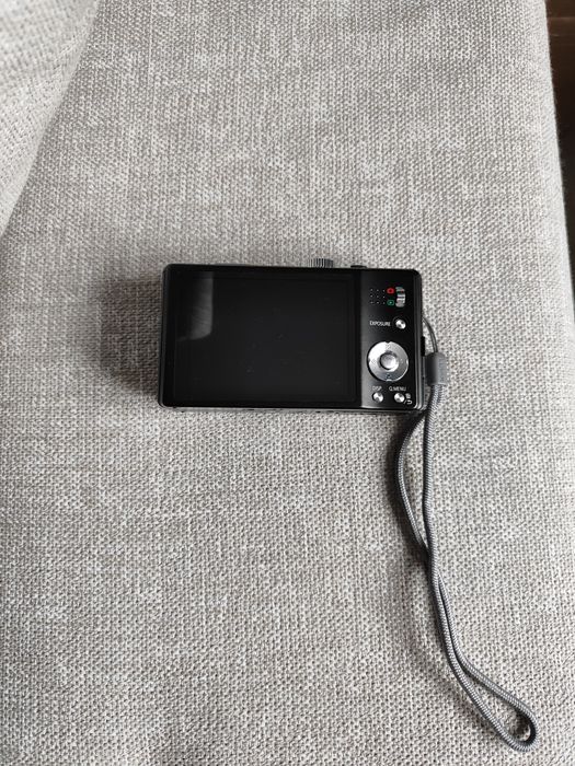 Цифровий фотоапарат Panasonic lumix dmc tz 20