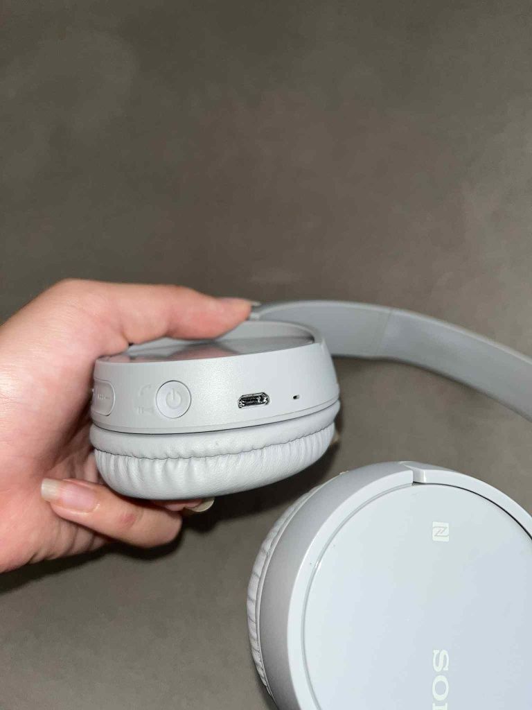 Słuchawki bezprzewodowe SONY
