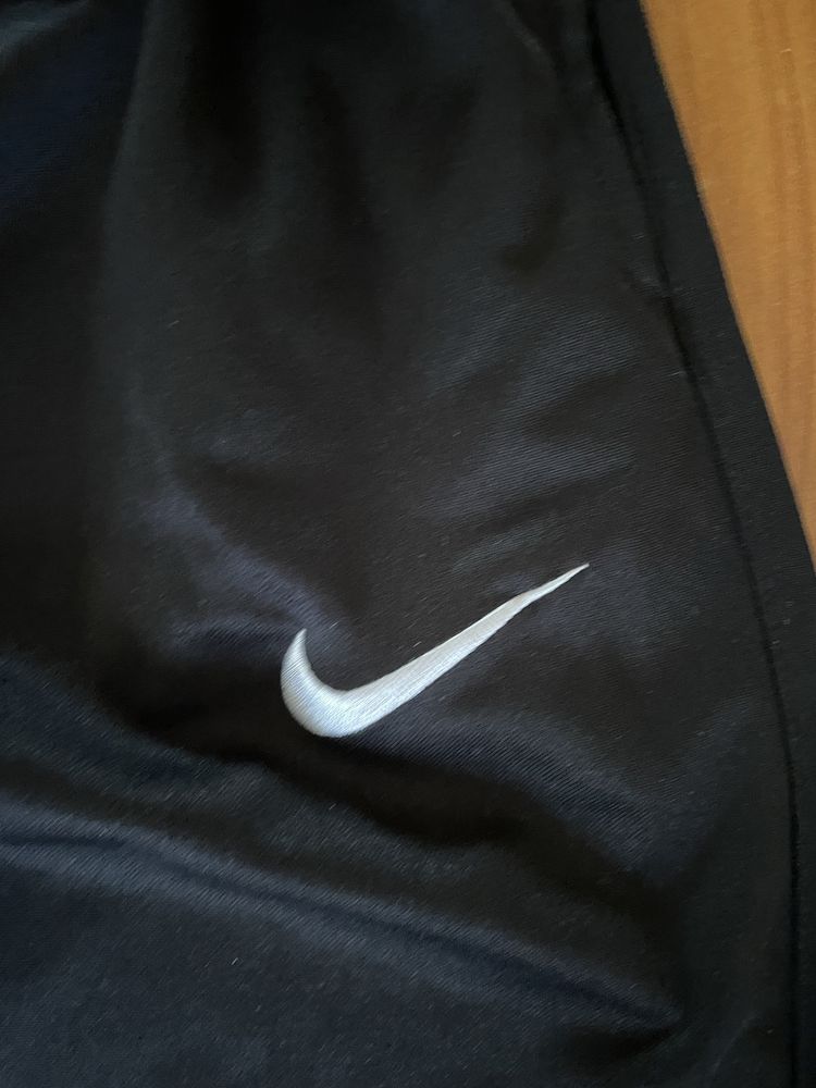 Продам штани nike